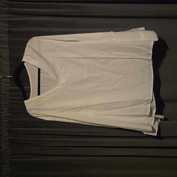 New white pullover top size 4xl=20 - Picture 2 of 4